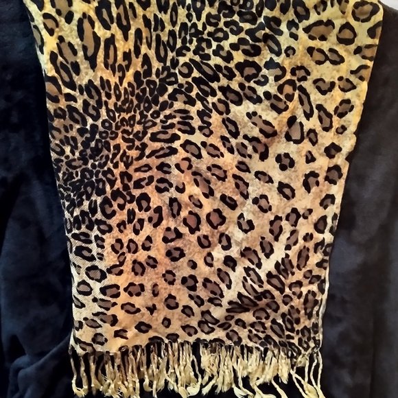 Pashmina Wrap - Animal Print Leopard - Picture 9 of 9